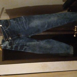 Blue boyfriend jeans